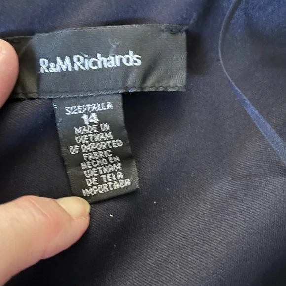 New R&M Richards blue long velvet V neck ruched poly/spandex dress. Size 14 - Picture 8 of 16